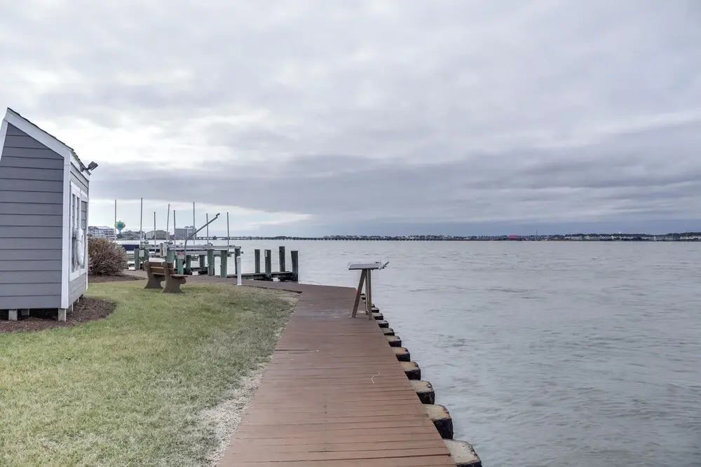 Pool & Boardwalk Access: Bayfront Ocean City Condo