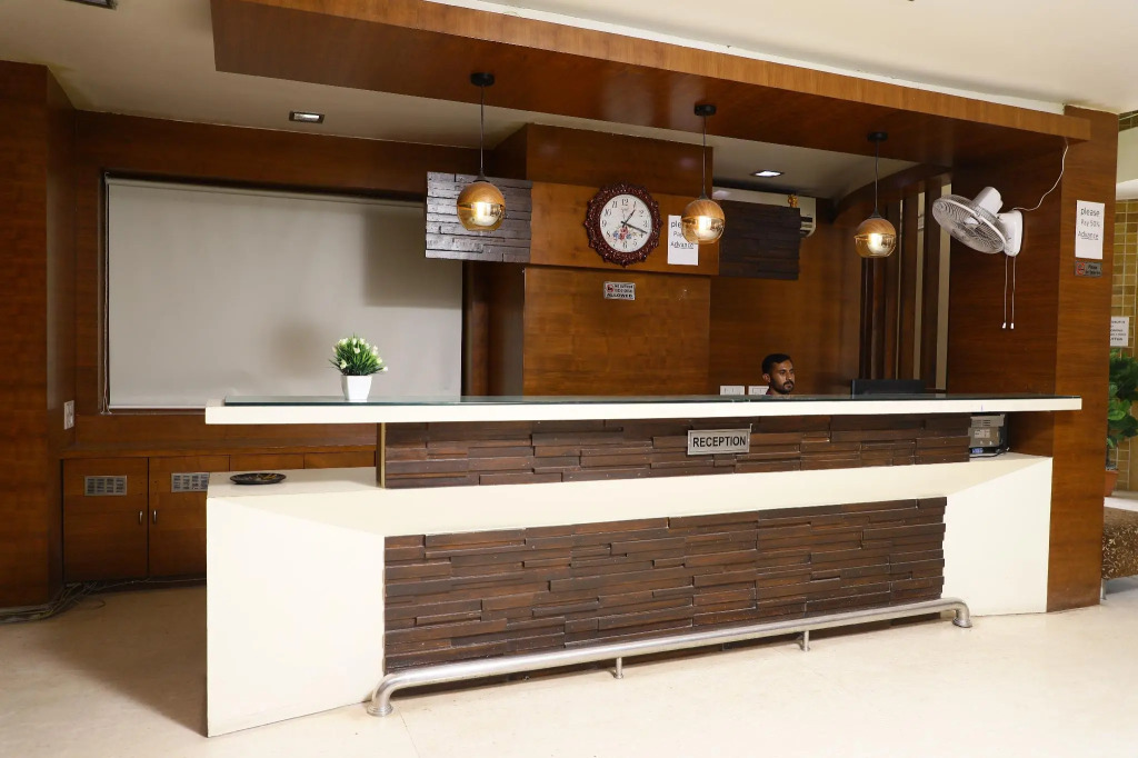 Hotel Hadi Rani Palace