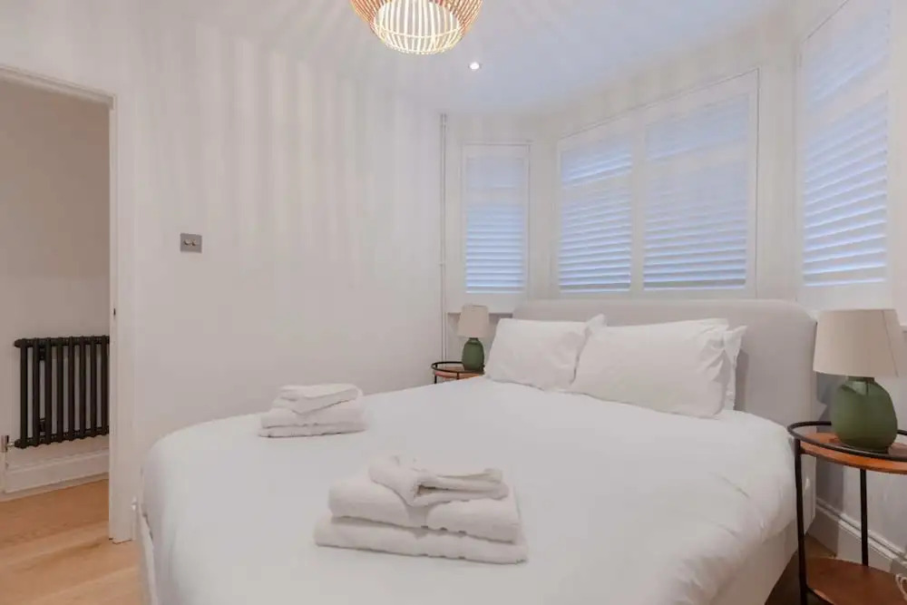 Newly Refurbished 2BD Flat - Wimbledon Village