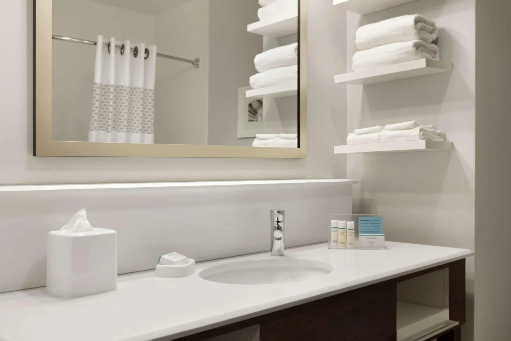 Hampton Inn Long Island-Brookhaven