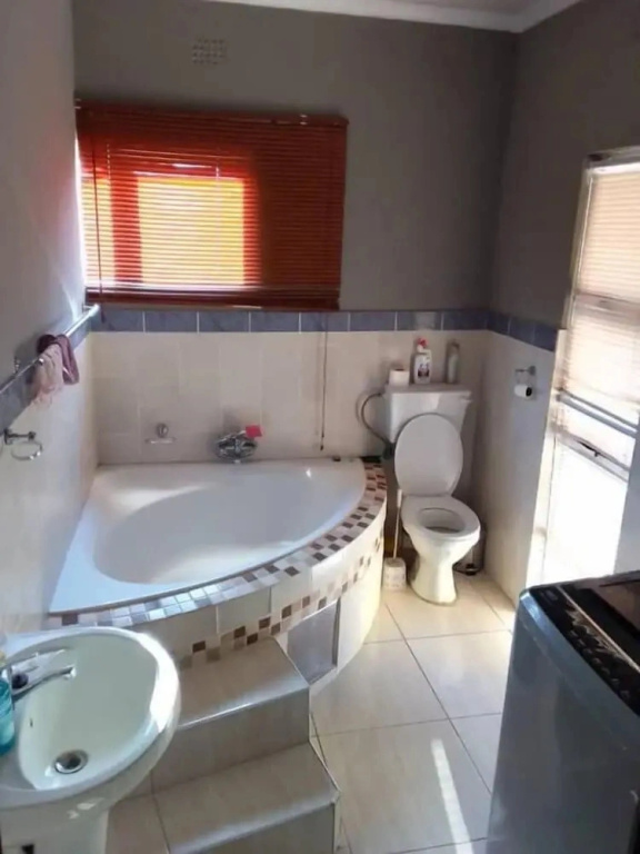 Aroundcorner GuestHouse