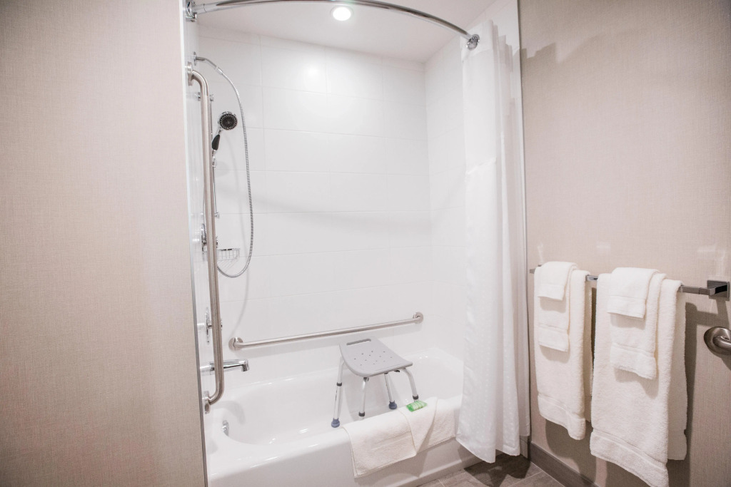 Holiday Inn Hotel & Suites Calgary South - Conference Ctr by IHG