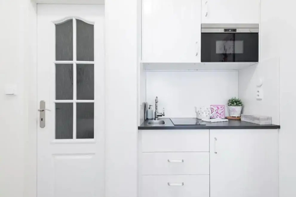 AIRSTAY PRAGUE Romantic apartments Karlin