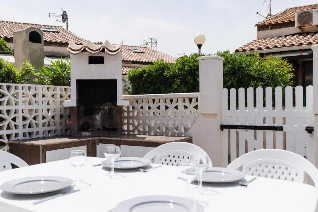 RB43-3 Pavillon climatisé pour 5 personnes GRUISSAN AYGUADES