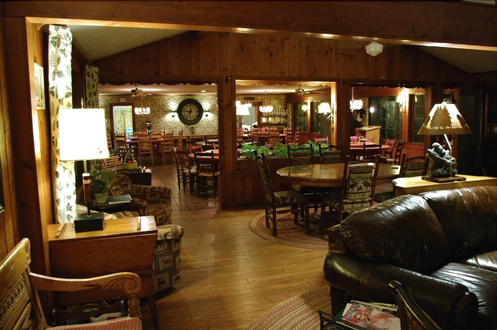 Hemlock Inn