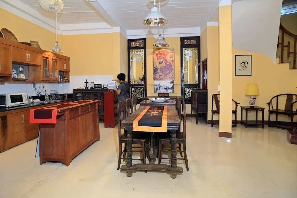 Hanoi Luxury Antique