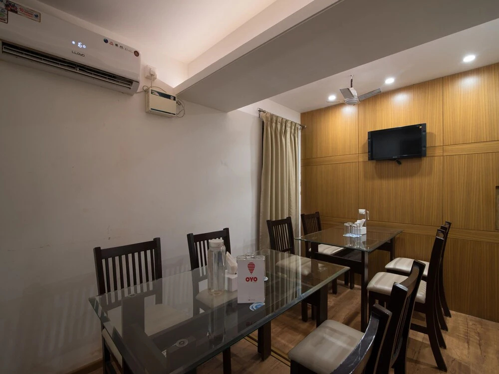 OYO 10000 Hotel Aquolim