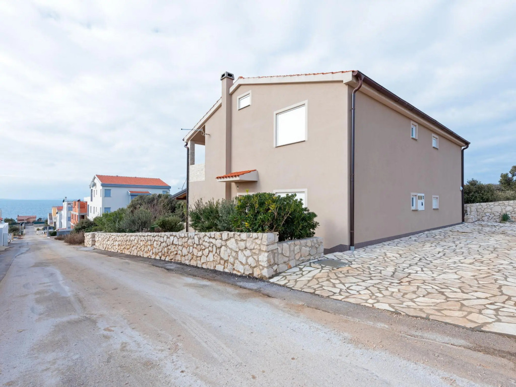 Holiday Home Mandre near Stunning Beaches