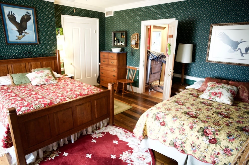 The Farm Inn
