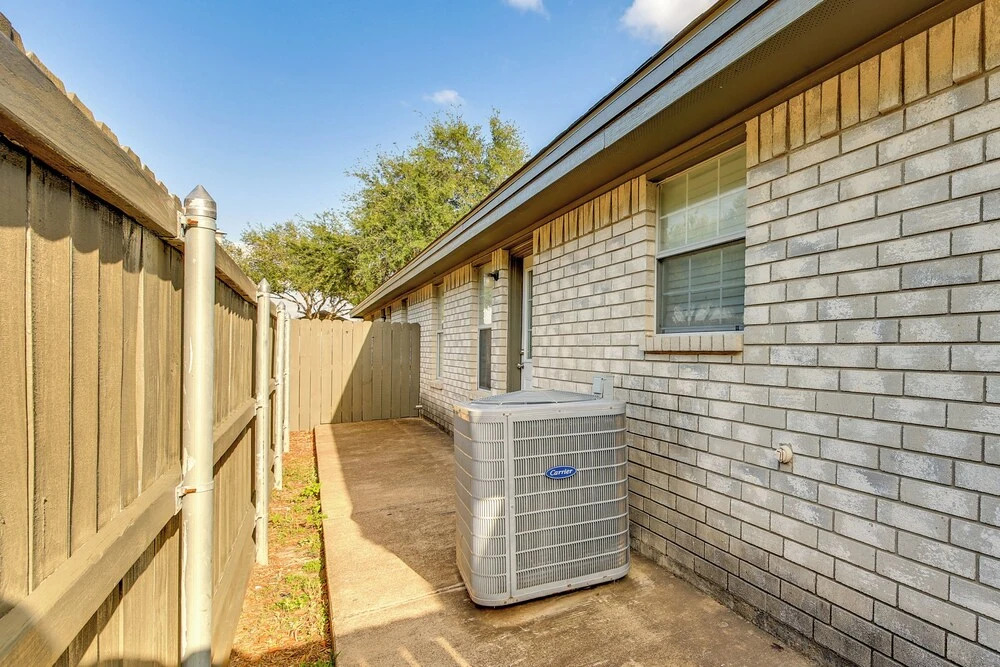 Welcoming Edinburg Apartment - Pet Friendly!