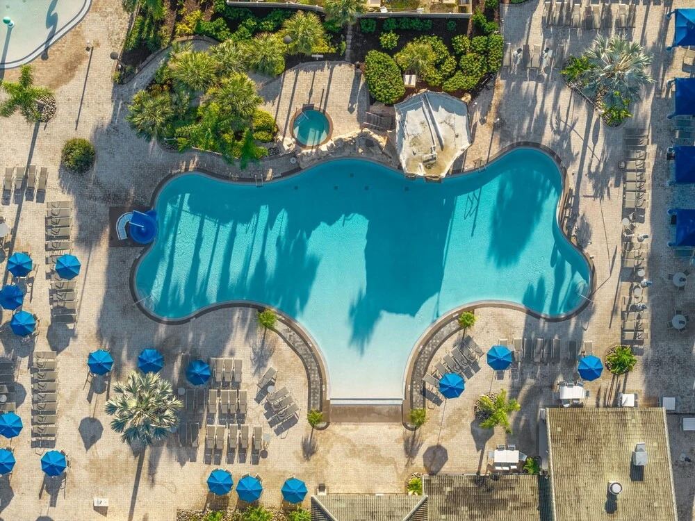 Stylish 4br, Private Pool, Themed Rooms, Sleeps 13