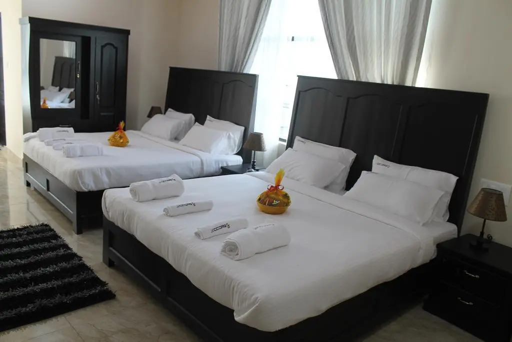 Tripstays 4037
