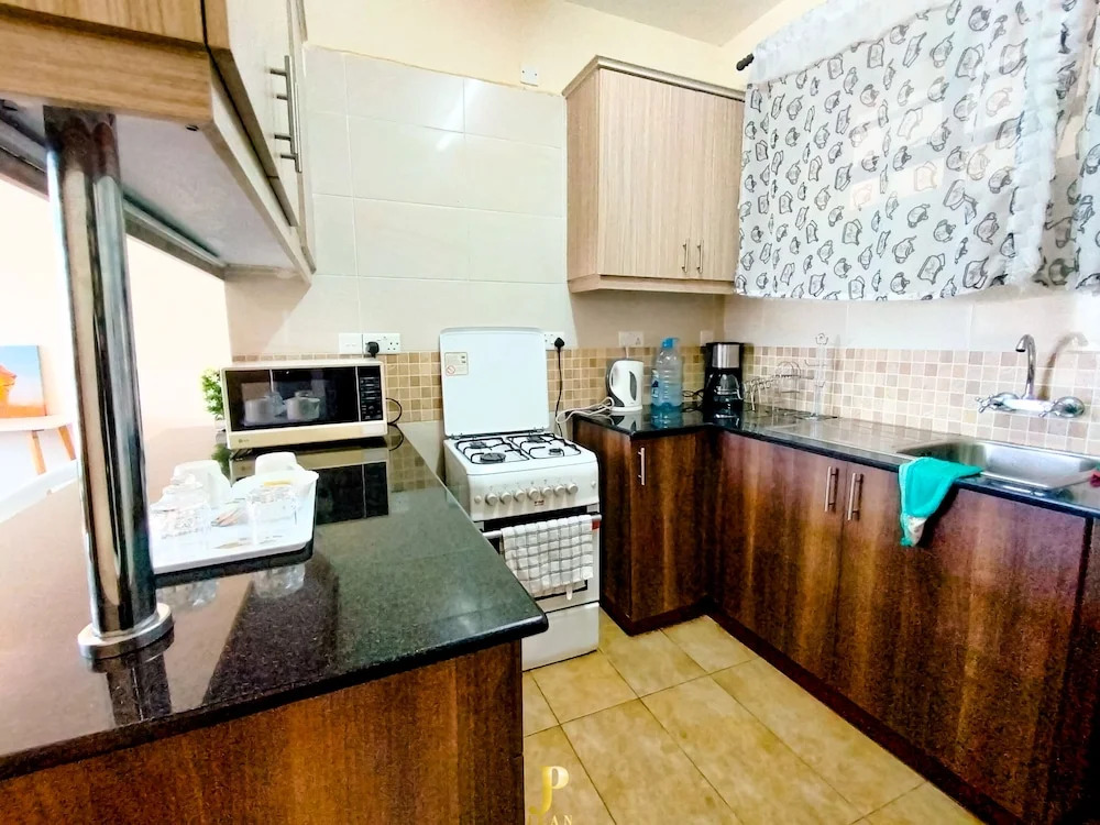 Lux Suites Westlands Place Apartments