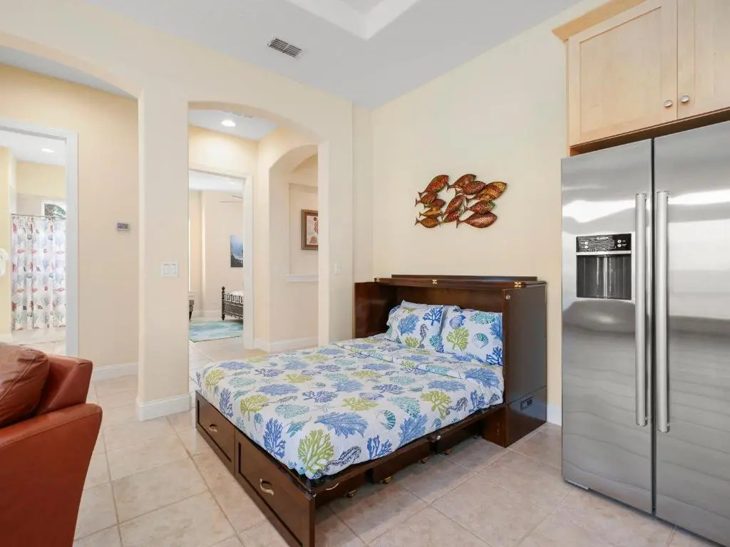 Lost Treasure, New Property, 3 BR+, Guest Suite, Ocean View, Pets, Sleeps 8
