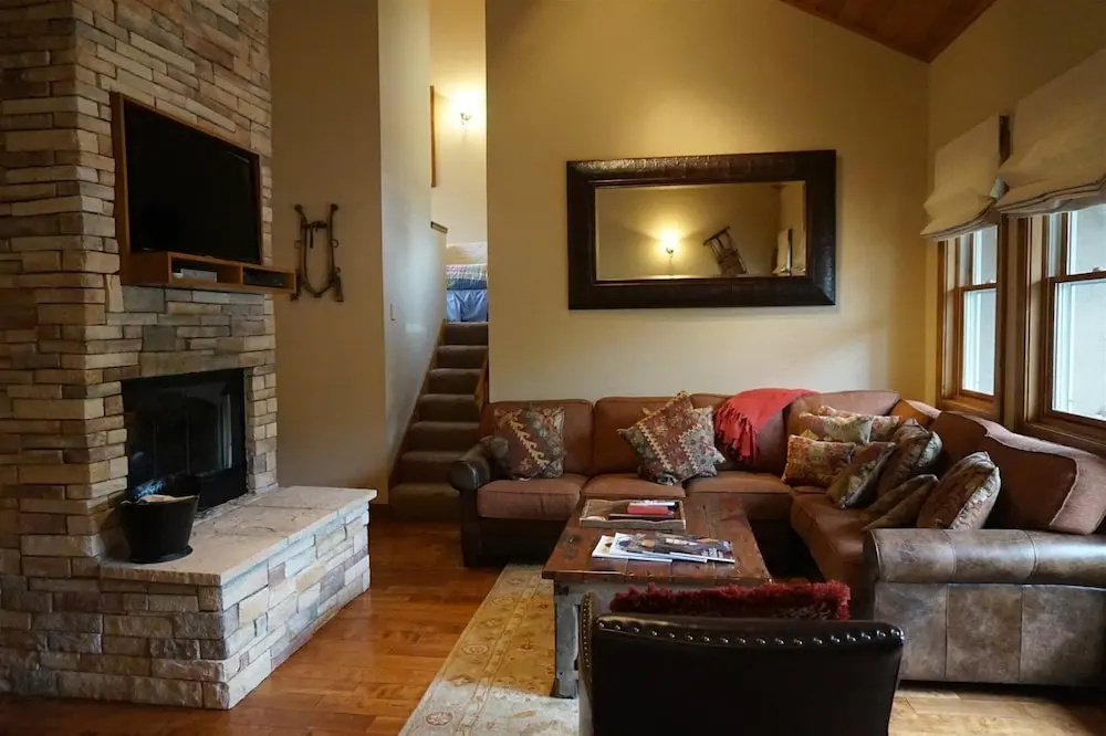 2 Bedroom Ski In, Ski Out Luxury Residence Located On Fanny Hill In The Heart Of Snowmass Village