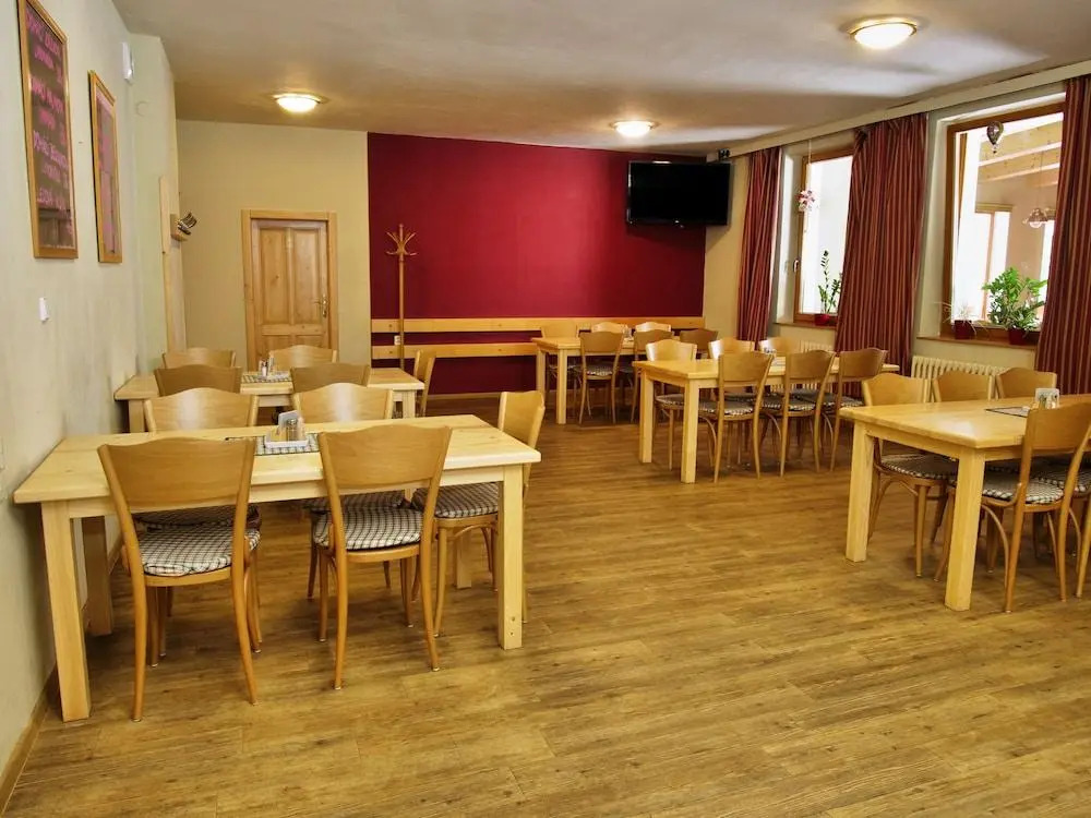 Balónový hotel a pivovar Radešín