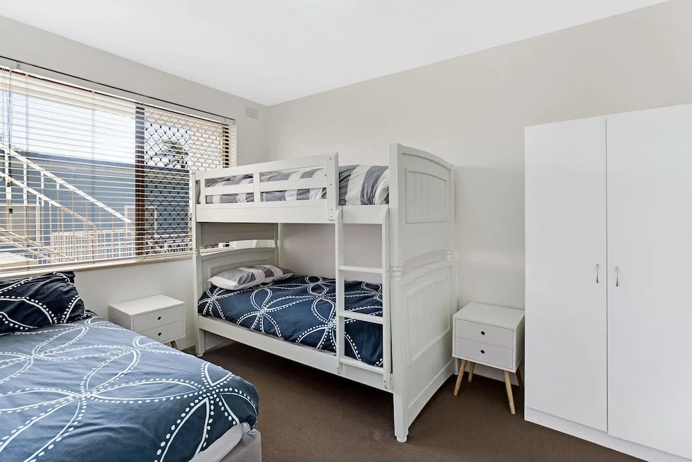 Bay Village - Shoal Bay Apartments