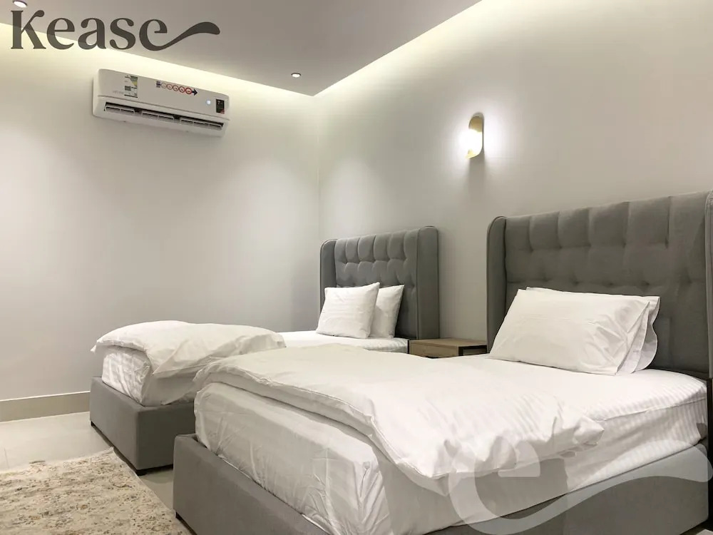 Kease Nafal C-4 Royal touch  AZ46