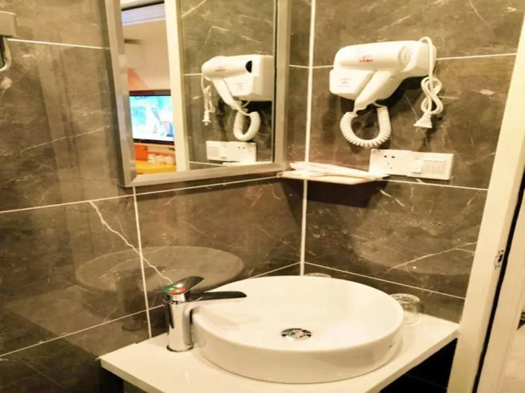 Shell Hotel (Mingguang Station Branch)