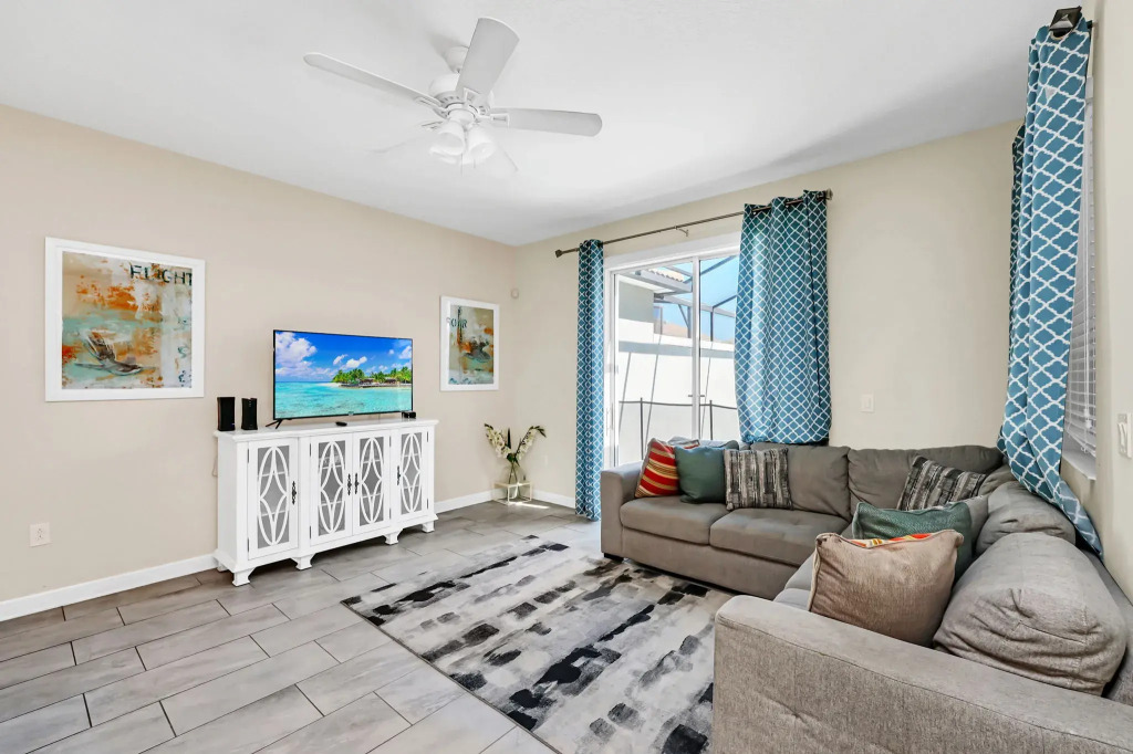 4832RC00, Kissimmee, US