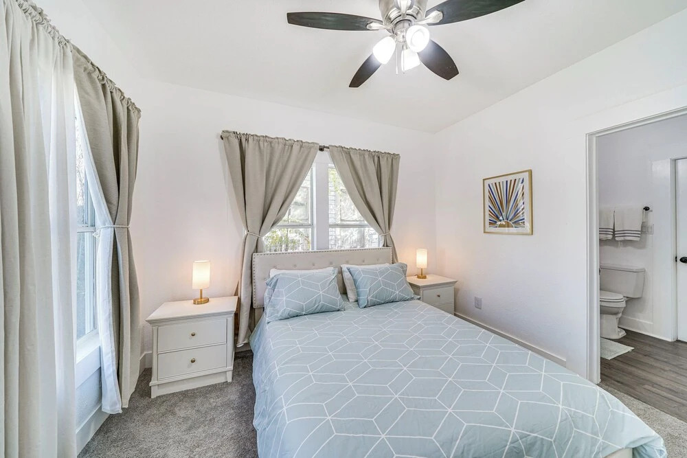 Charming San Antonio Home ~ 2 Mi to The Alamo!