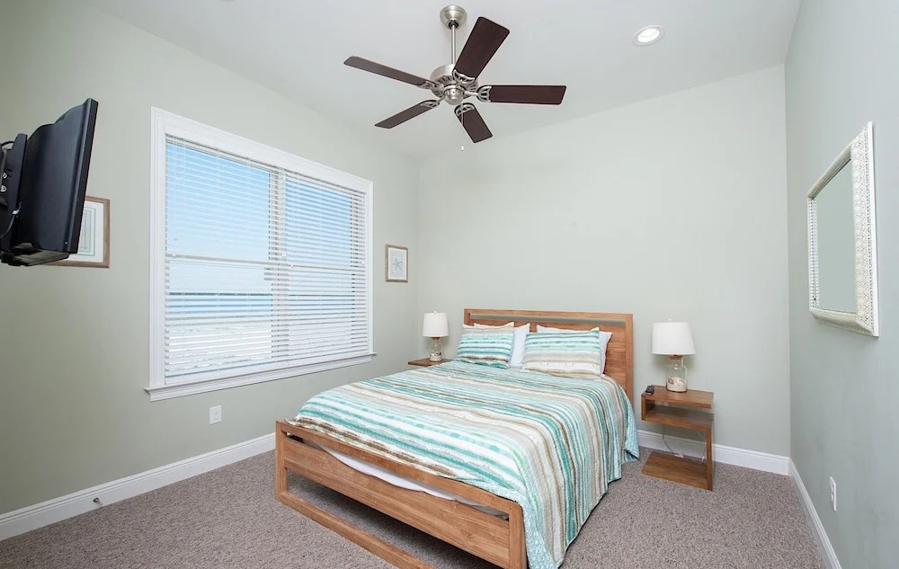 West Beach Home 2981