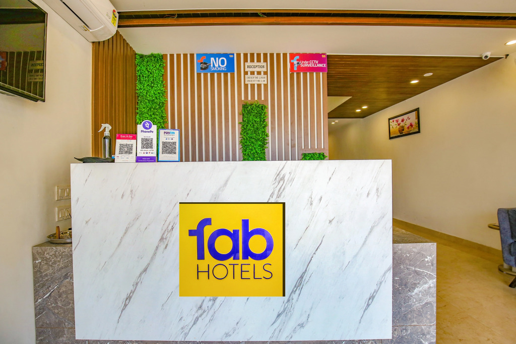 Fabhotel Melano