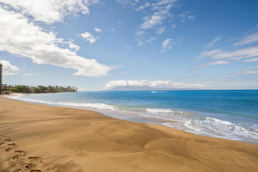 Valley Isle 206 in Lahaina