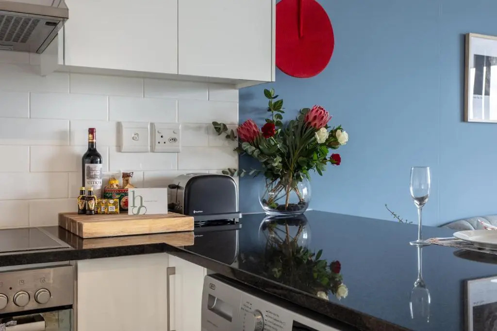 Tranquil, Spacious, Quiet Trendy with a View