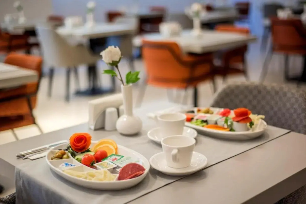 Dovv Hotel Busıness