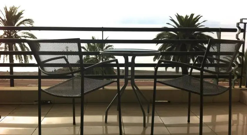 Waterfront Apartment Nice