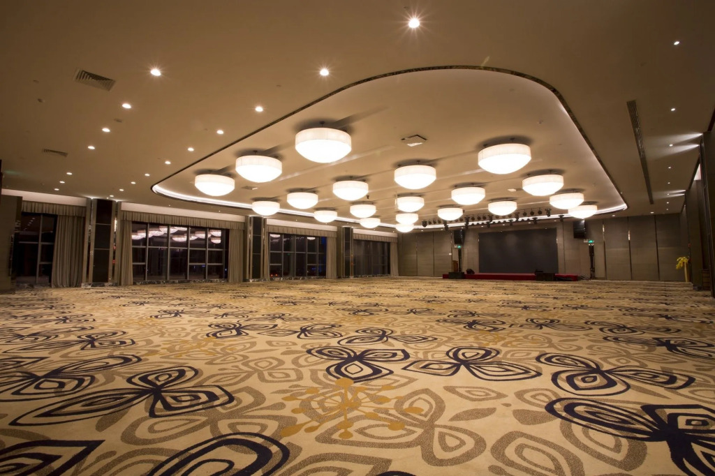 DeRUCCI Hotel