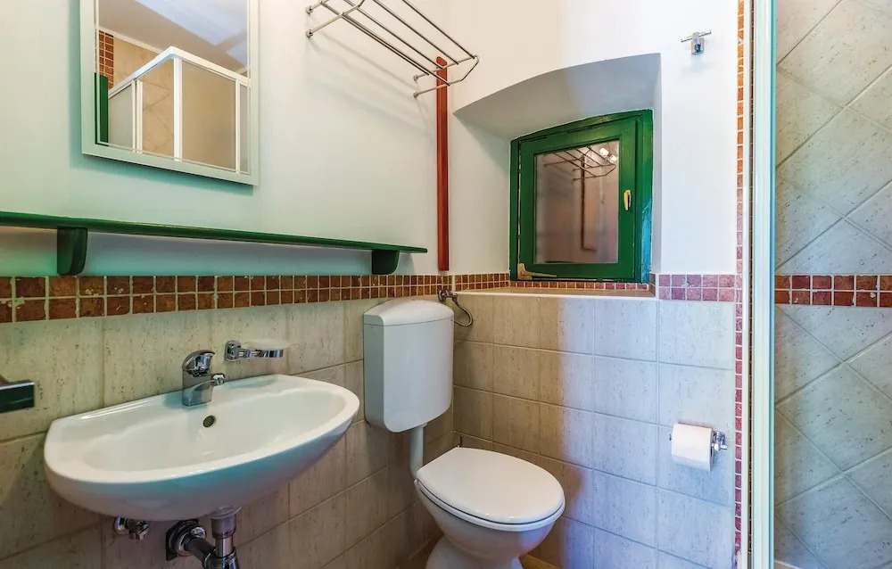 Amazing Home in Crikvenica With Wifi and 3 Bedrooms