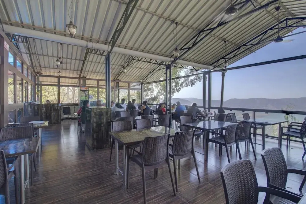 Rainforest Restaurant & Villa's