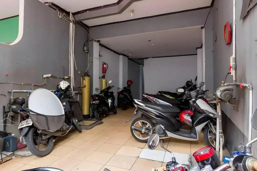 Reddoorz near Gajah Mada Plaza 2