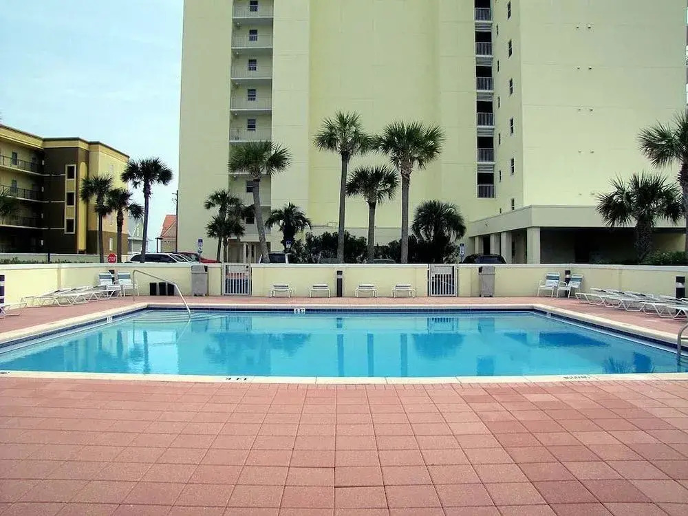 Leeward Key Condos by Crystal Waters