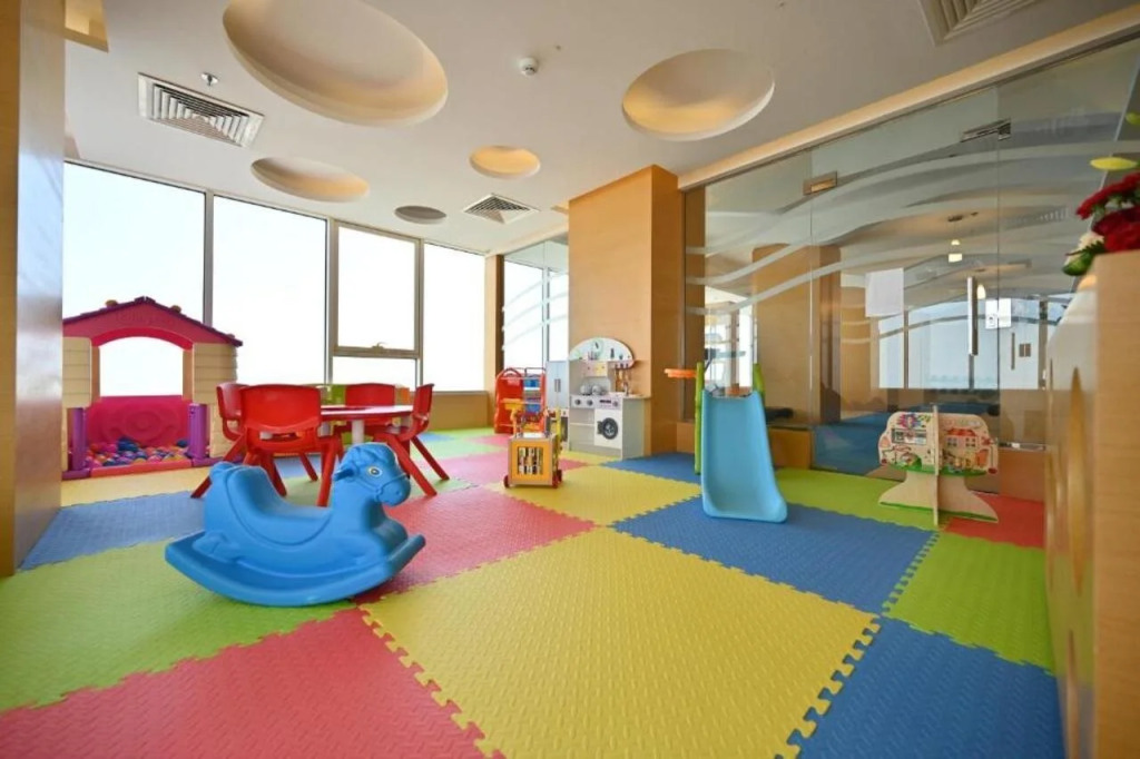 Harbour Suites Hotel