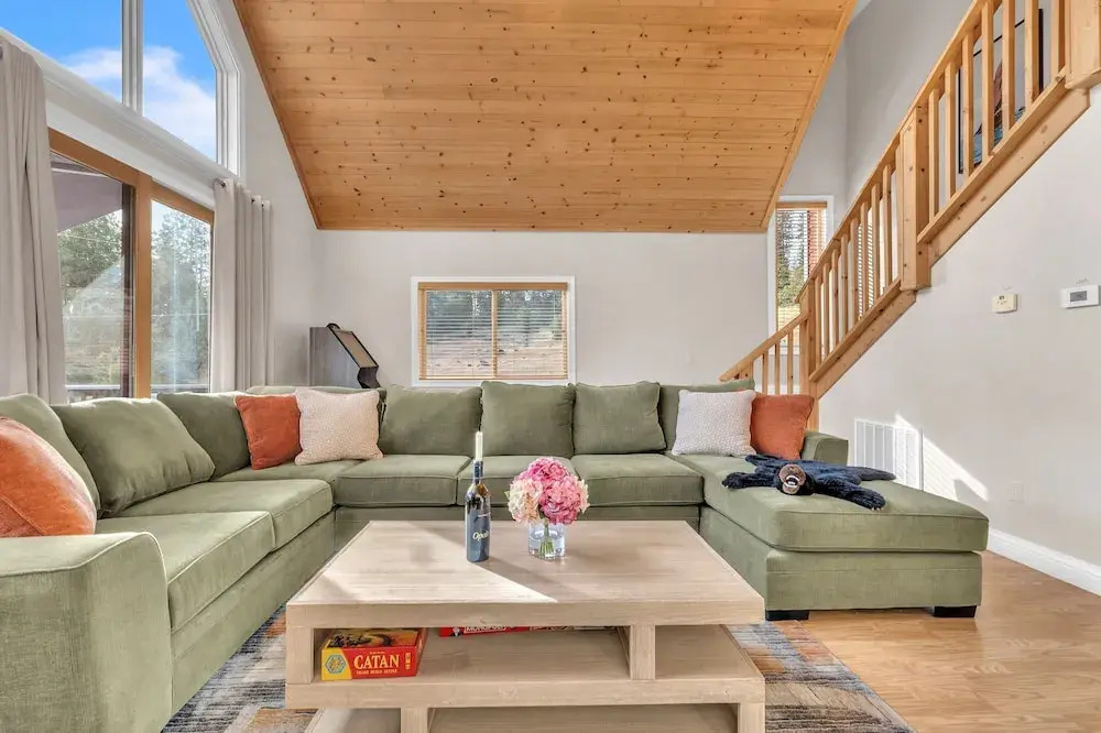 Prasad Retreat - Sunny Home W/ Deck & Air Hockey 3 Bedroom Home by Bear Valley Vacation Rentals
