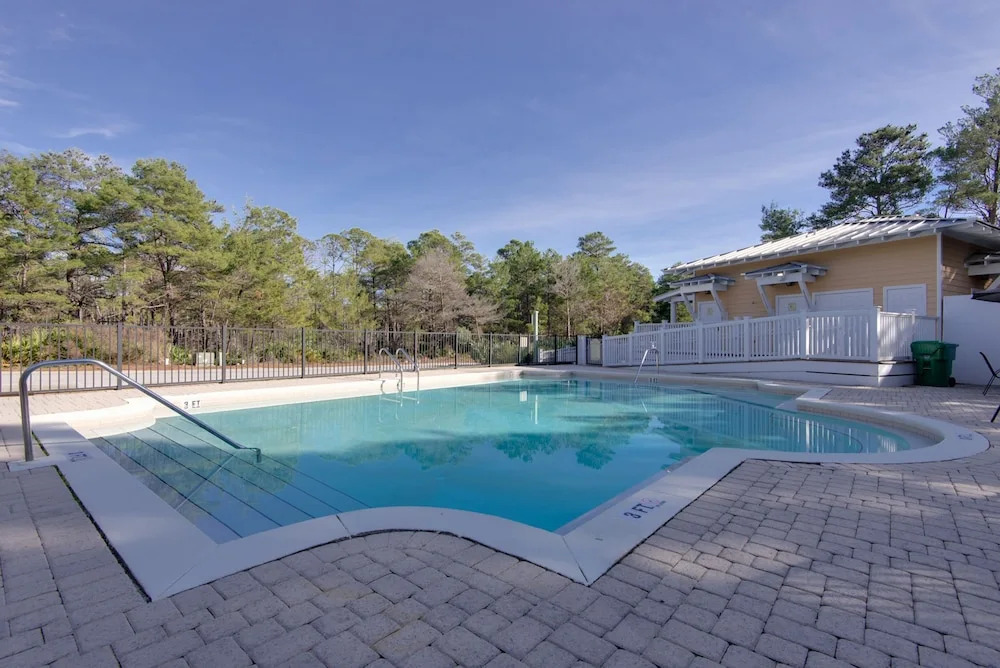 Saltire Cottage by Destin Getaways