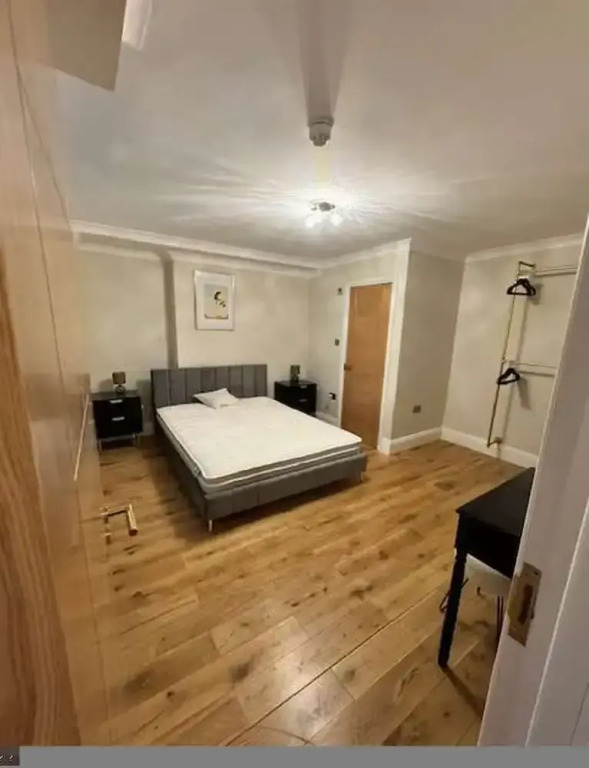 Charming Notting Hill Basement Flat With Garden