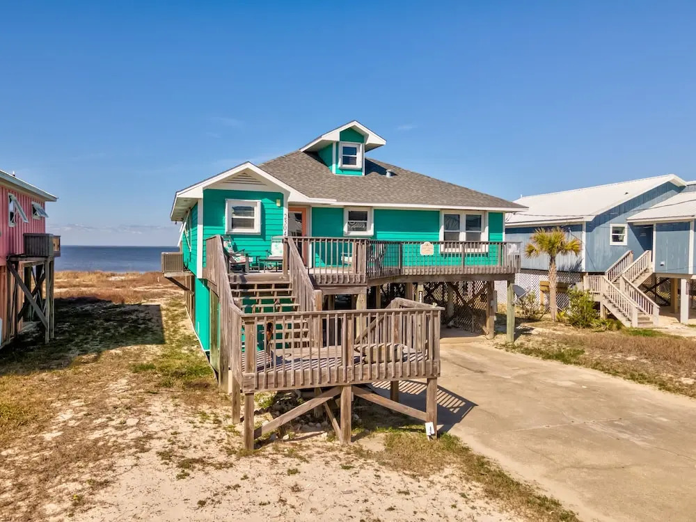 Chele's Bayside Cottage - 2304 Island Shores Dr 4 Bedroom Home by RedAwning