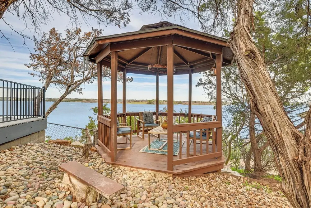 Newly Remodeled Lakefront Granbury Escape w/ Dock!