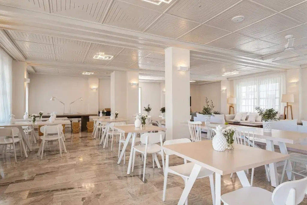 Ino Hotel & Suites