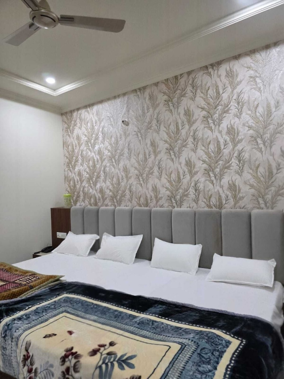 Hotel O Shri Jee Kripa Villas