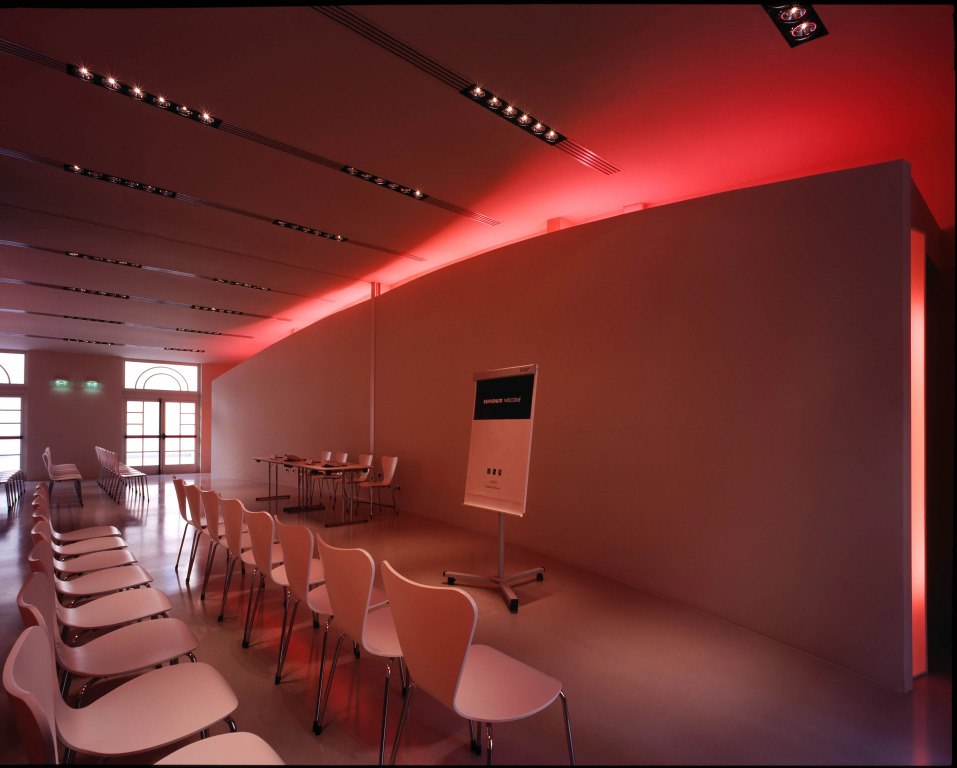 Отель Unahotels Vittoria Firenze