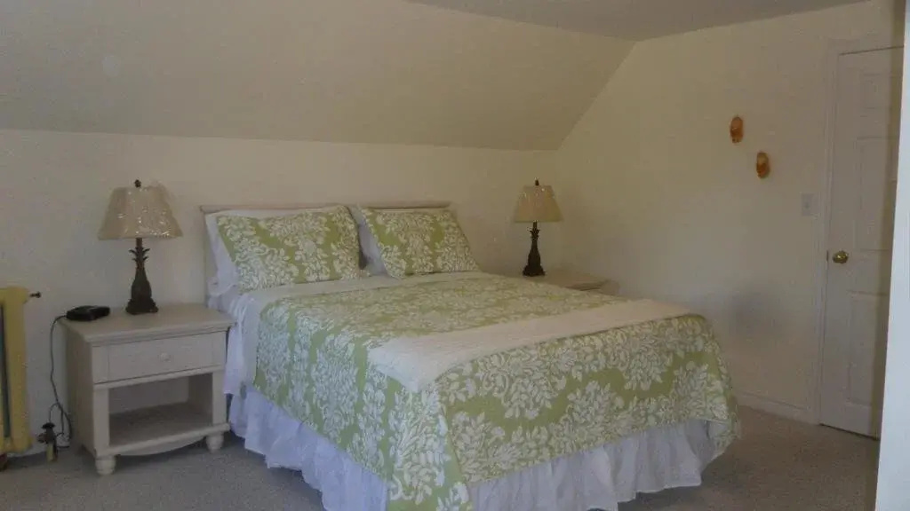 Paradise Grove Bed & Breakfast
