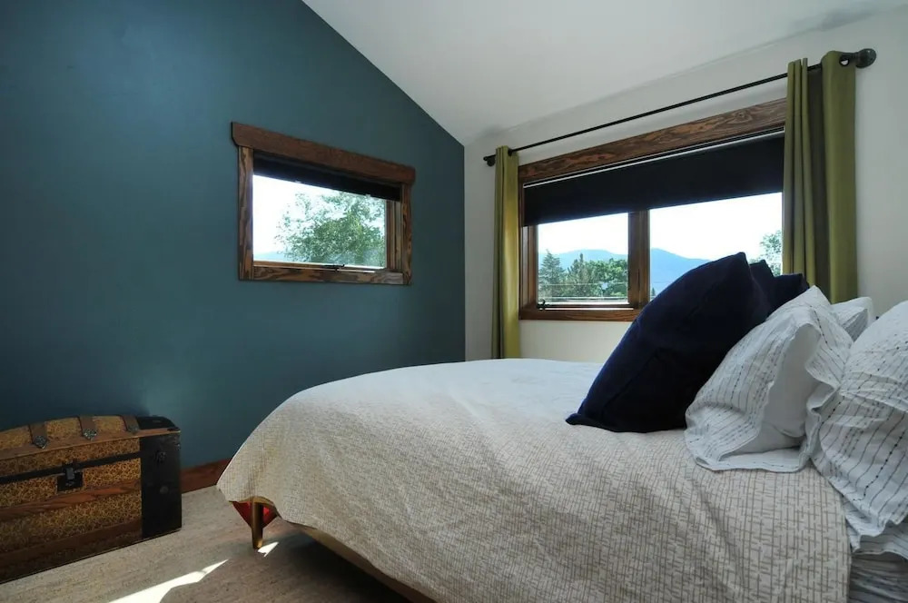 Salida Modern 3 Bedroom Holiday Home By Pinon Vacation Rentals