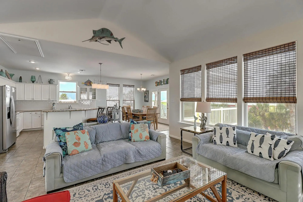 Sun Shiner Beach House RS109