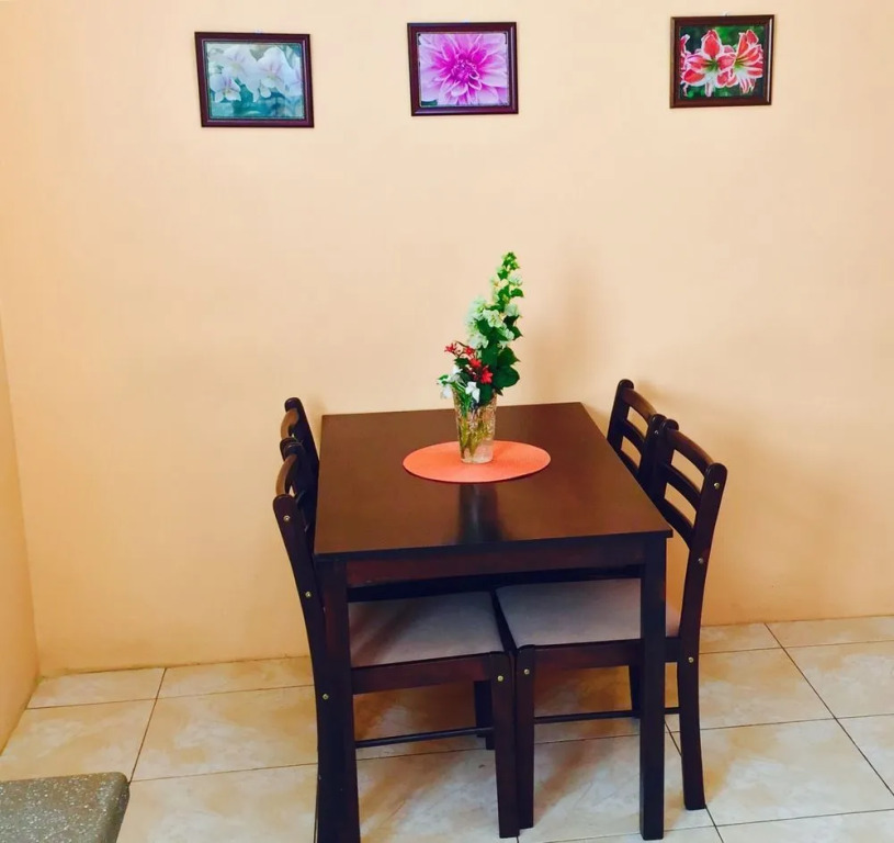 Bagos Eco Retreat & Cafe