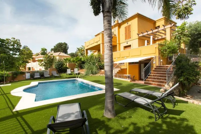 Villas AV Las Lomas de Marbella
